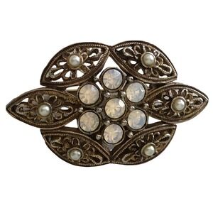 Sarah Coventry 1972 Gold Tone Filigree Aurora Borealis Crystal Pearl Brooch Pin